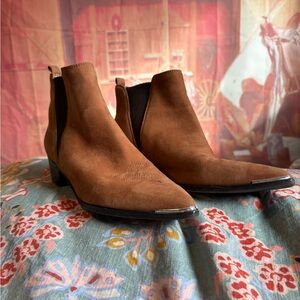 🤎 Marc Fisher LTD Suede Western Chelsea Booties – Size 10M